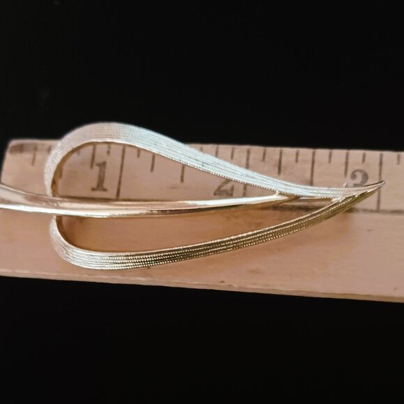 Vintage Sarah Coventry Simplicity Leaf Brooch - Picture 5 of 5